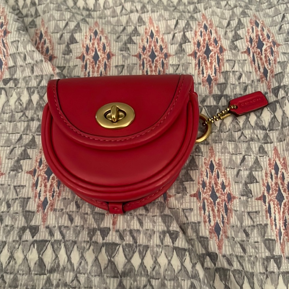 COACH red air pod holder